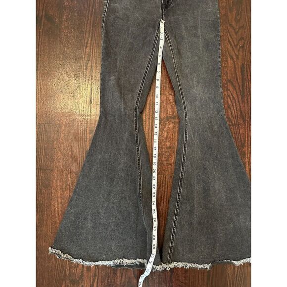 Rock and Roll Denim Black Flare Jeans Size 27x32 - Picture 10 of 11